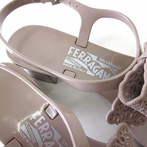 サルヴァトーレフェラガモ Salvatore Ferragamo サンダル トング