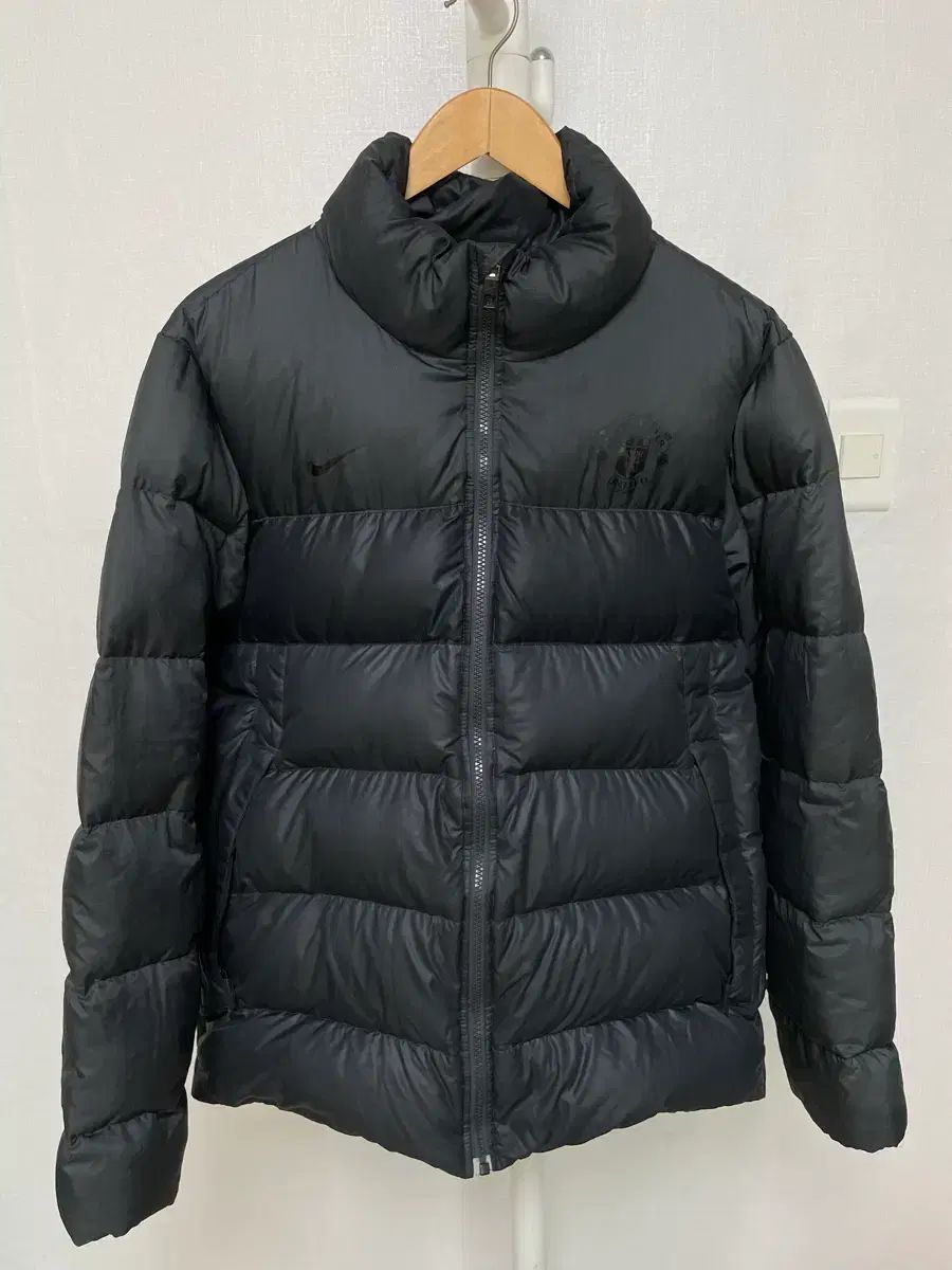 ナイキ マンチェスター ユナイテッド ダウン L 105 - メルカリ