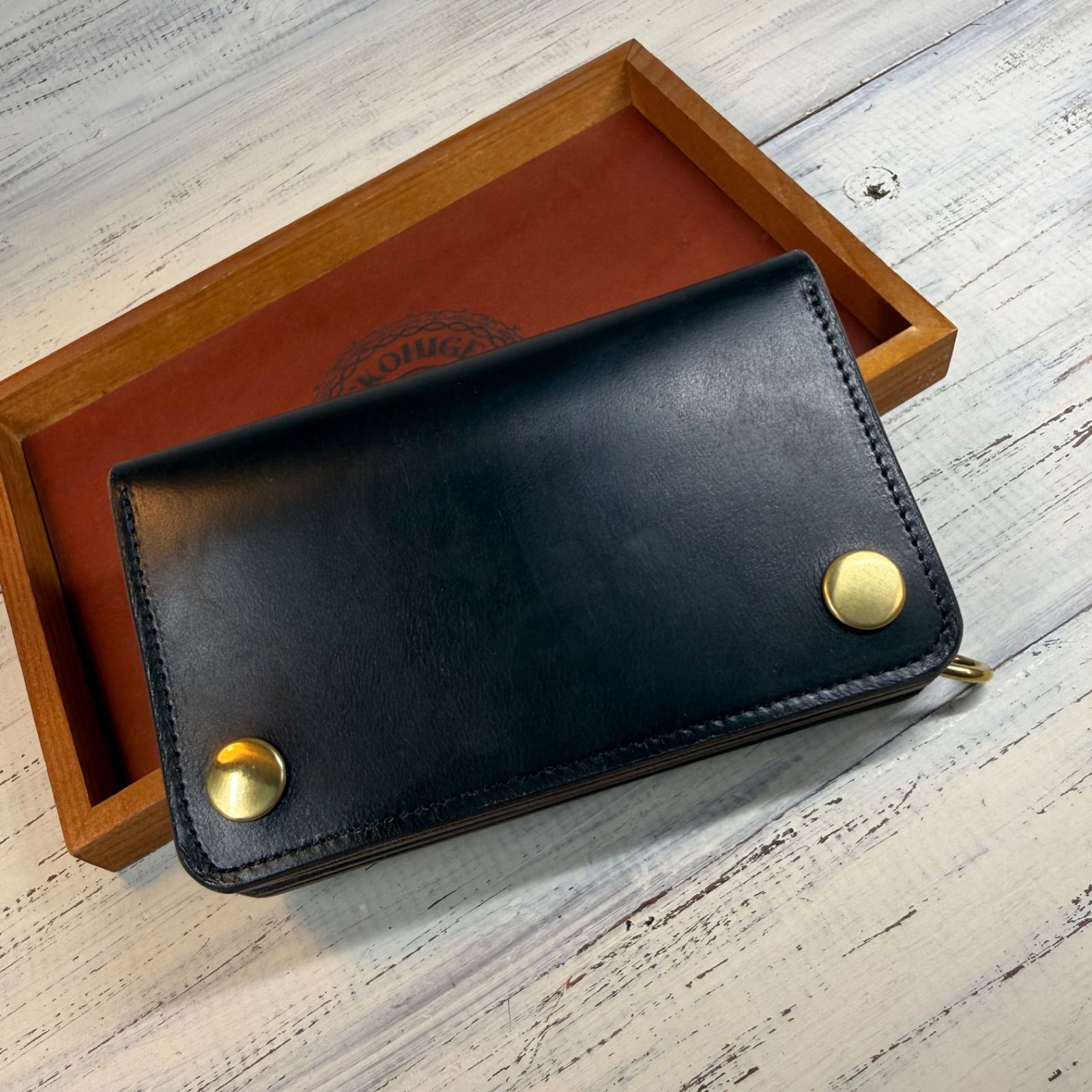 トラッカーウォレットミドル 3層】クロムエクセル ゴールド universal