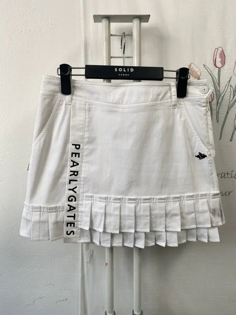 パーリーゲイツ PEARLY GATES 白 ゴルフ プリーツ スカート - メルカリ