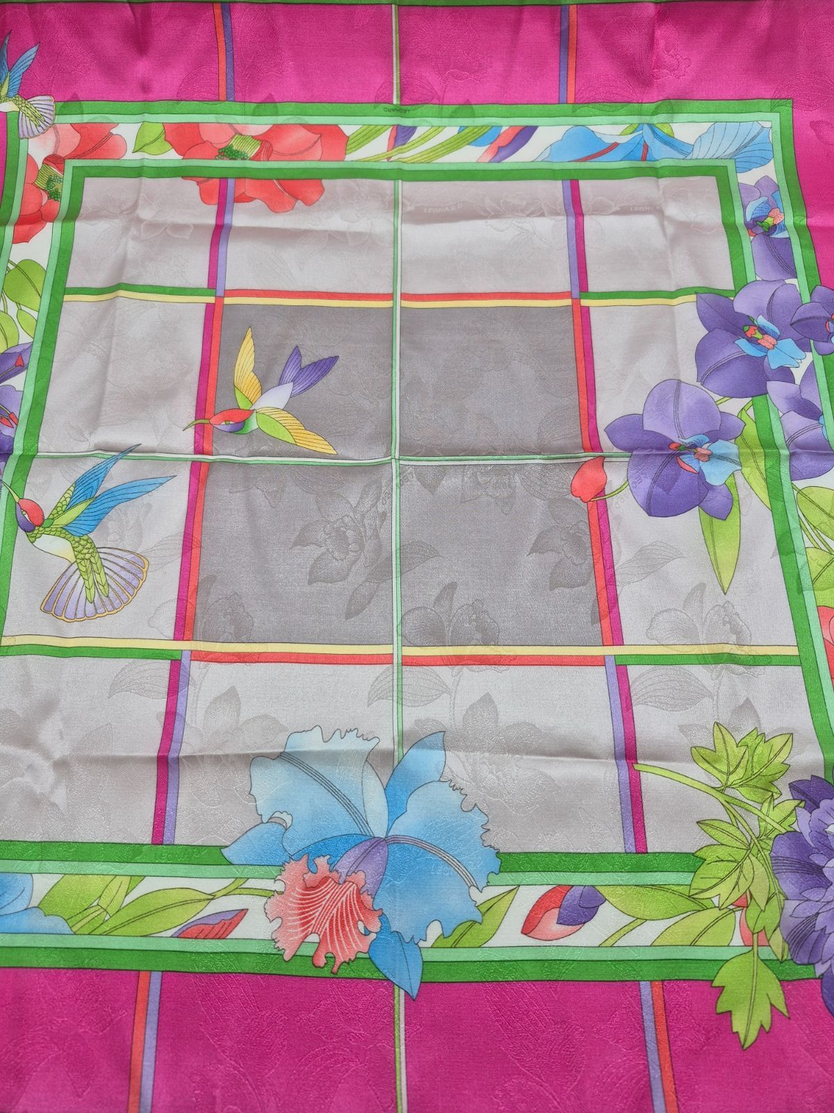 新品】LEONARD シルク混合ハンカチ 大判サイズ ミニスカーフ - メルカリ