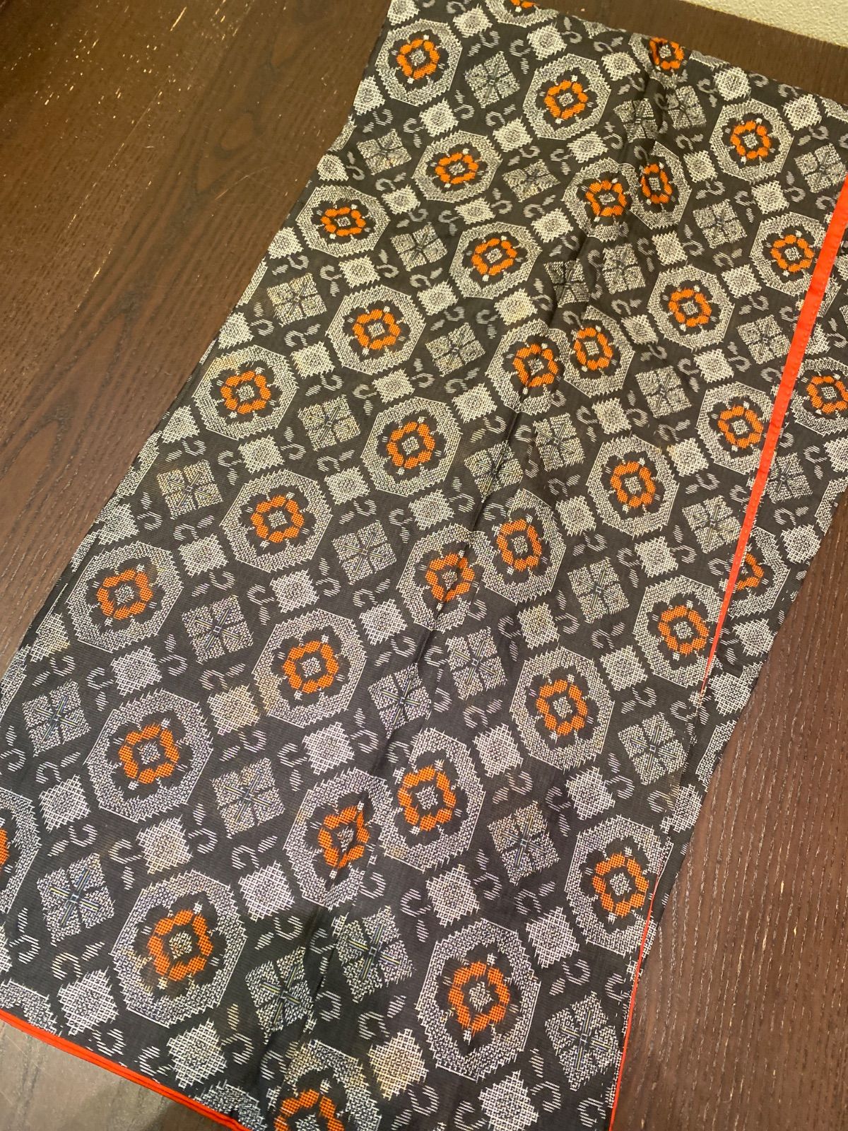 まとめ売り】正絹大島紬7枚 リメイク素材 ハンドメイド向け - メルカリ