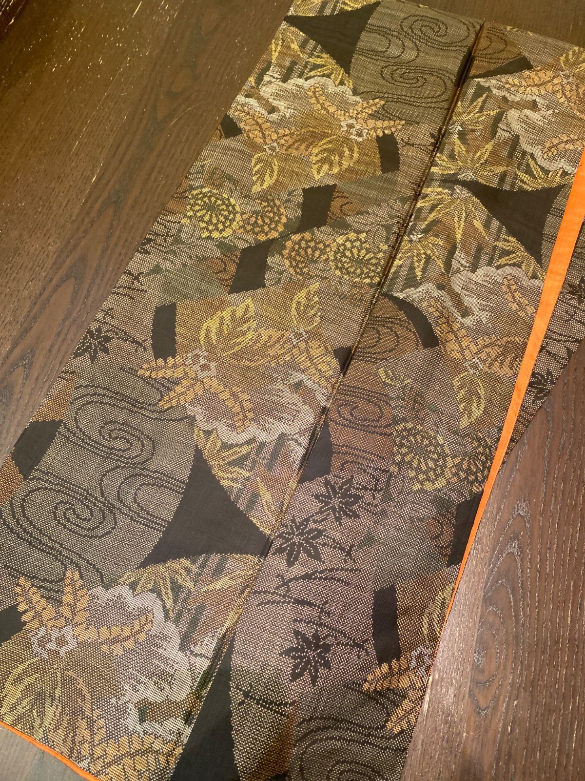 まとめ売り】正絹大島紬7枚 リメイク素材 ハンドメイド向け - メルカリ