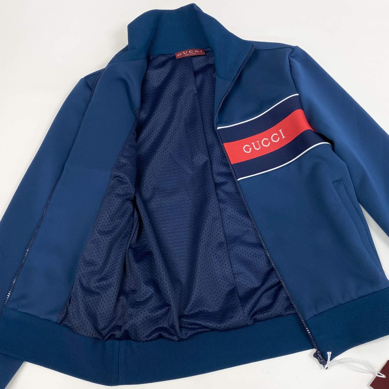 Mb23 《極美品》 GUCCI グッチ 2024 ネオプレンロゴ シェリーライン