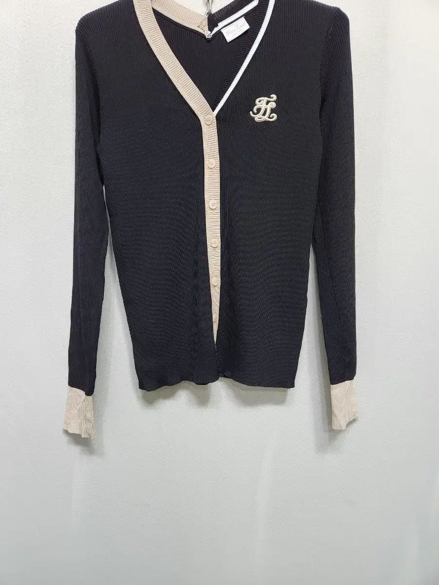 フェアライアー ゴルフ ゴージ カーディガン - メルカリ