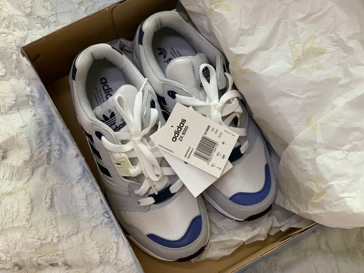 新品 アディダス ZX8000 スニーカー 250mm - メルカリ