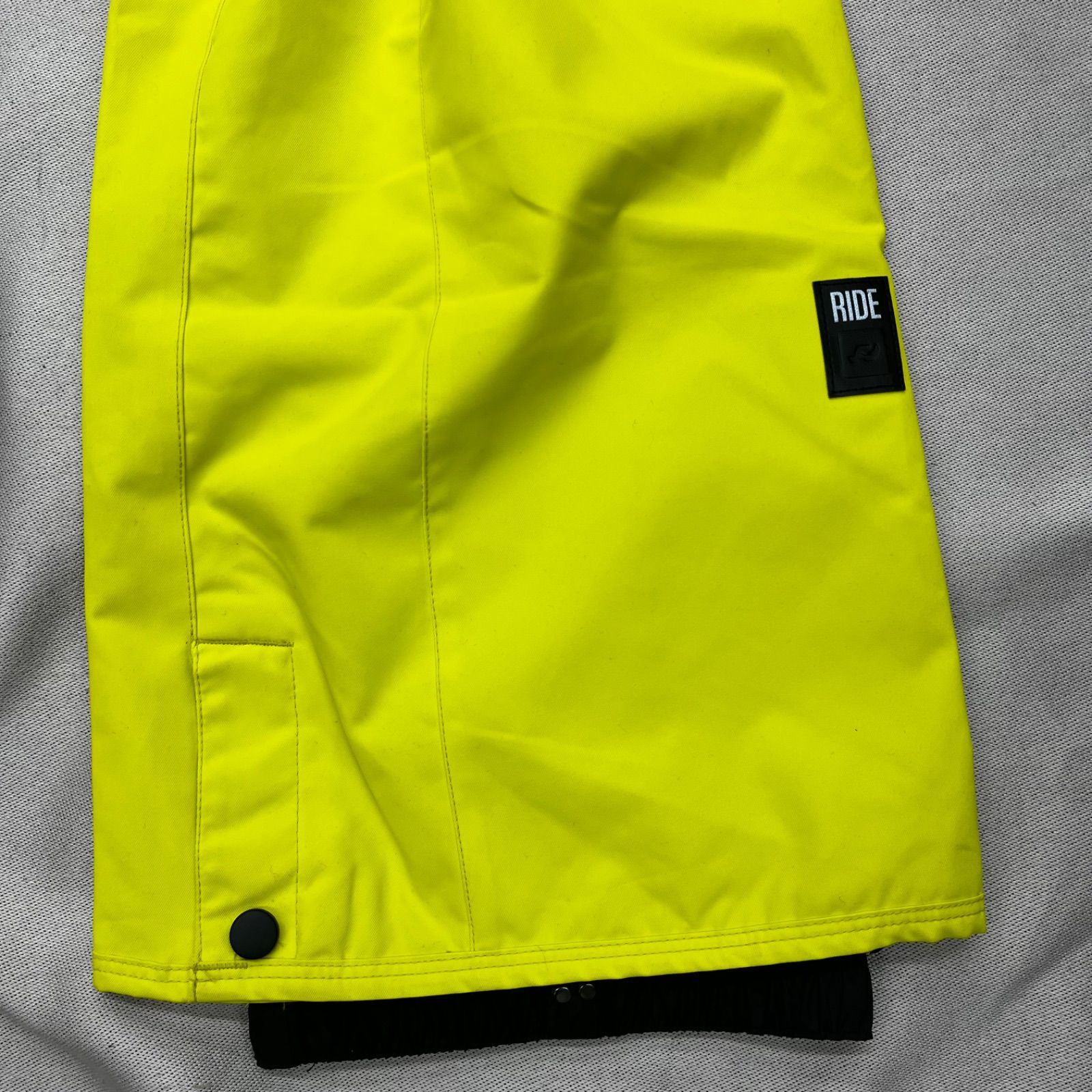 STREULE スノーボード・スキージャケット Mサイズ イエロー COMPLEW スノーボードウェア(ジャケット) メンズ SIZE L イエロー