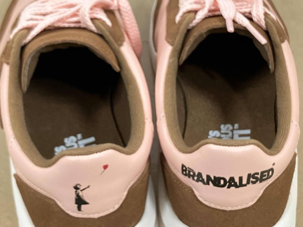 にゅ～ず ネオポリタン SANGACIO × BRANDALISED レザースニーカー