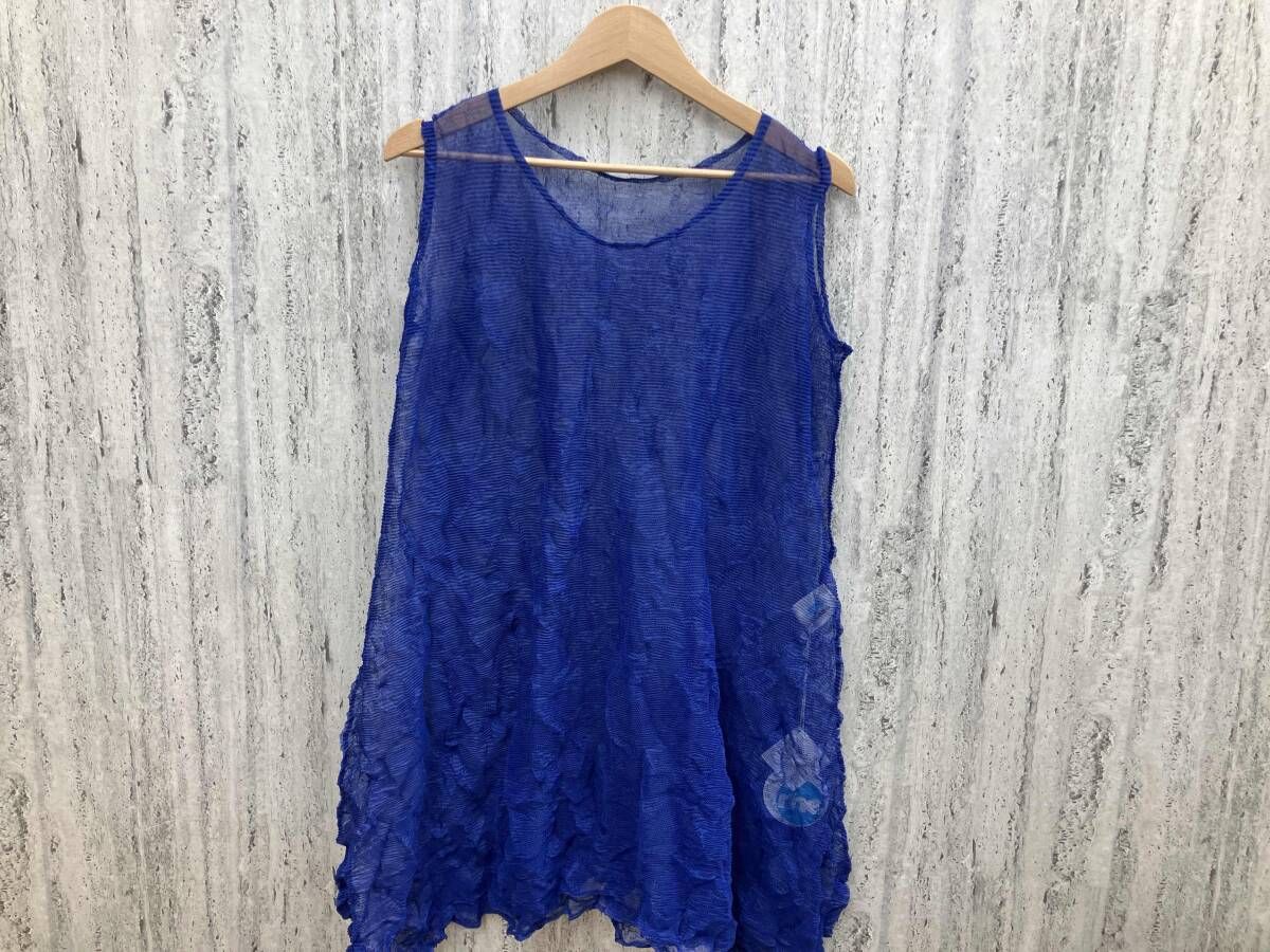 Me Issey Miyake ミーイッセイミヤケ ノースリーブカットソー ブルー