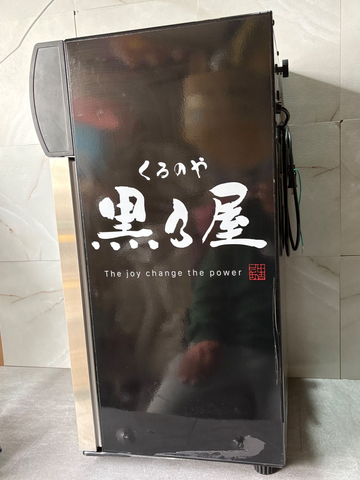 ①ジャパンメイセイダ ディスプレイクーラー/ ショーケース冷蔵庫 容量