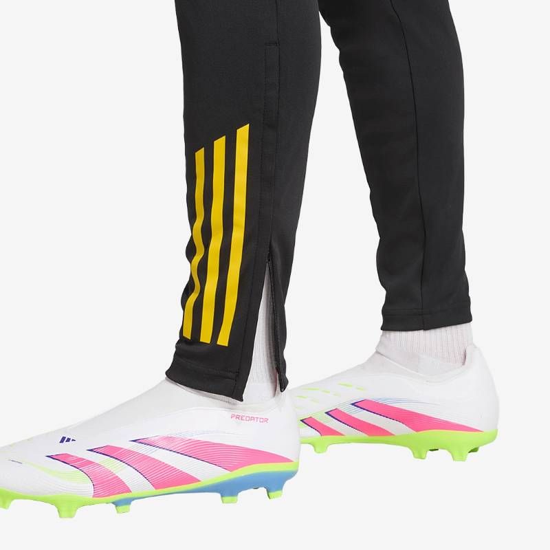 25%オフadidas マンチェスター・ユナイテッド ジャージパンツ Mサイズ 送料無料・匿名配送】adidas アディダス マンチェスターユナイテッド