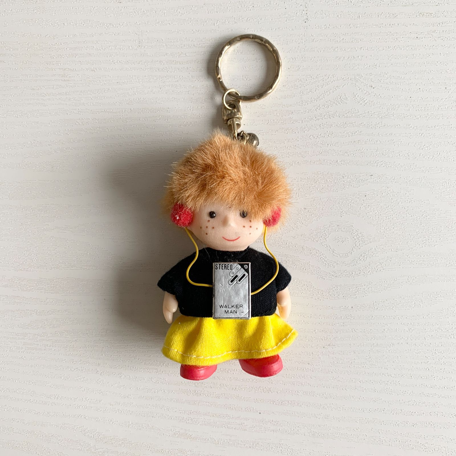 ウォークマン 昭和レトロキーホルダー - メルカリ