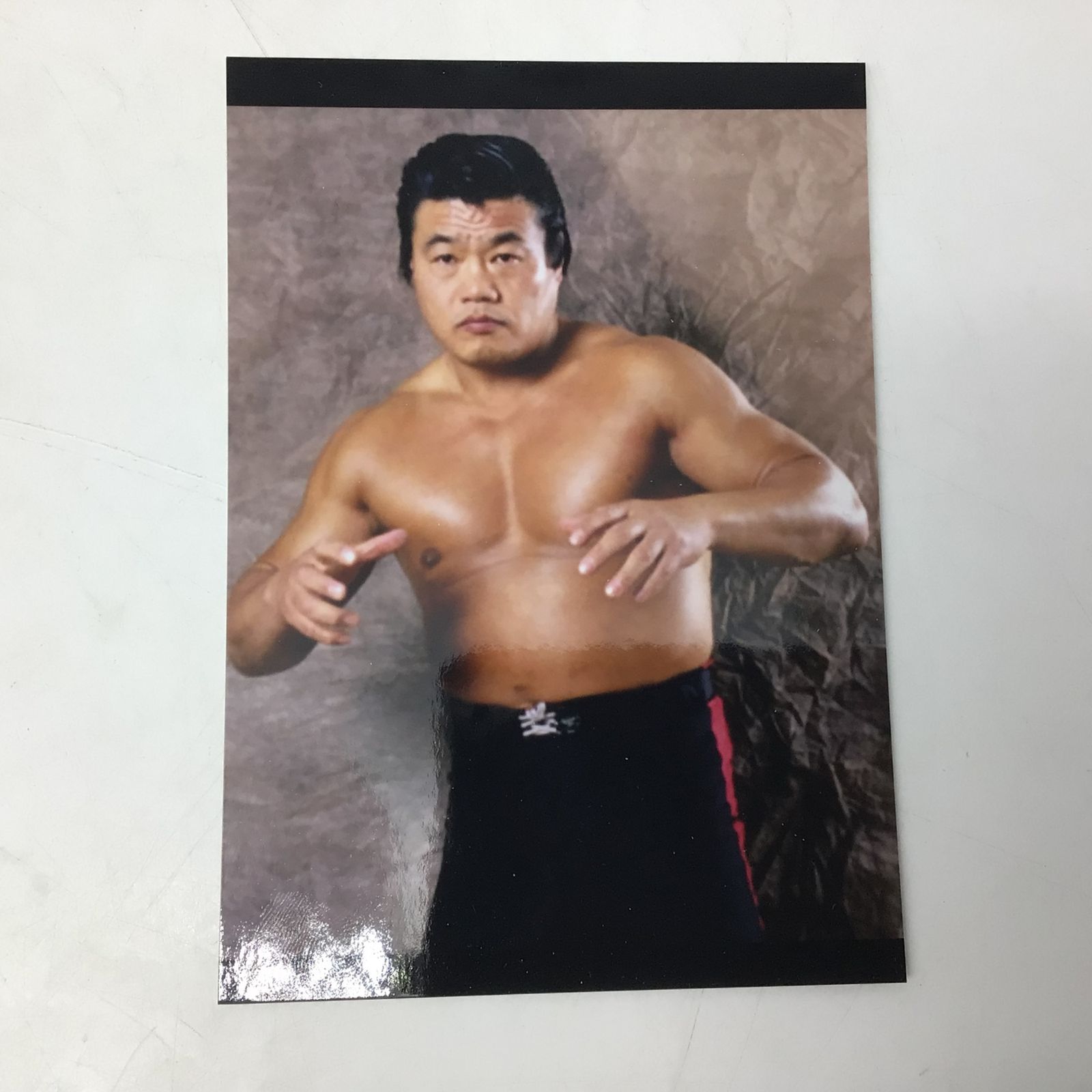 2261 【直筆サイン色紙】小林邦昭 虎ハンター 根性 写真付き 新日本