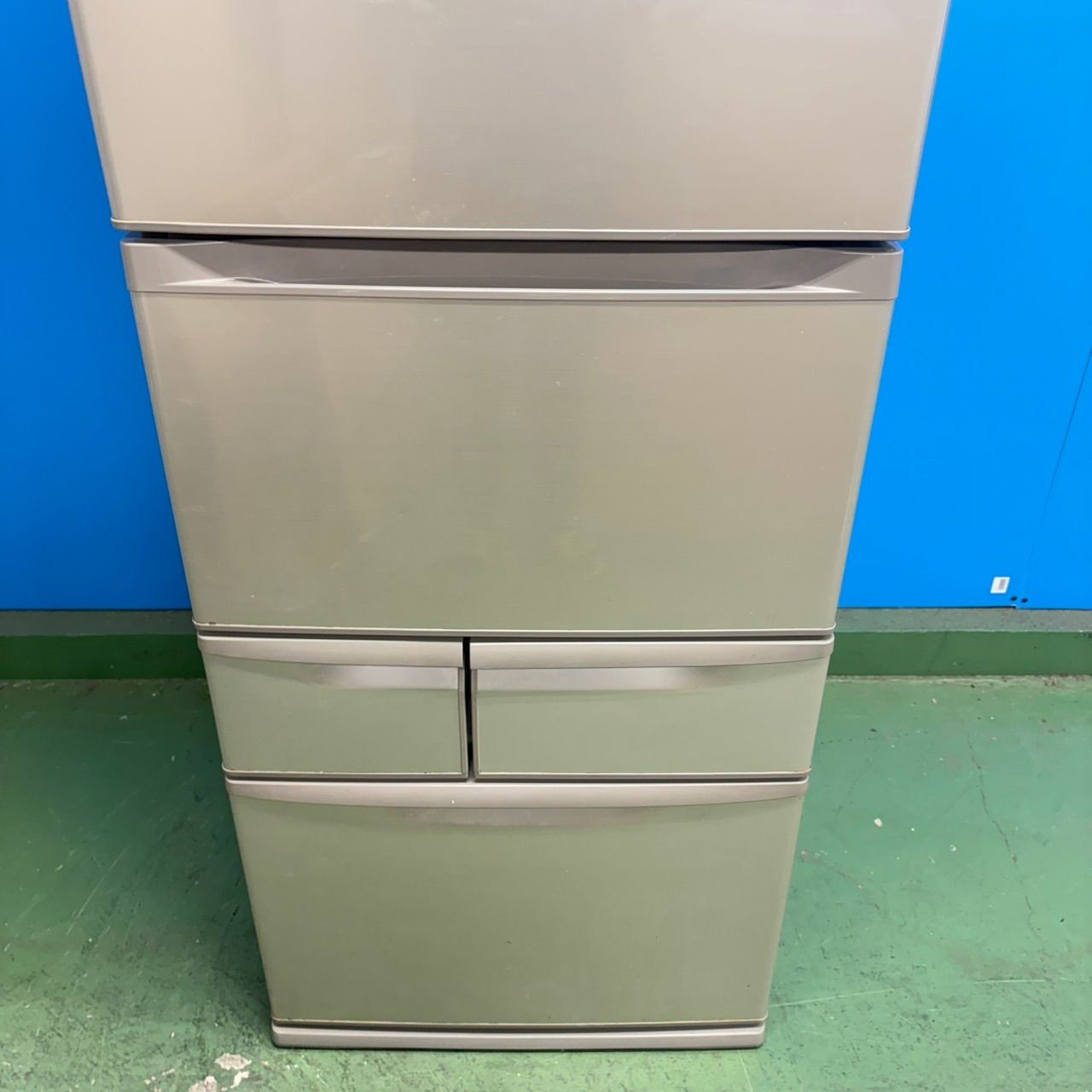 804 TOSHIBA 大型冷蔵庫 5ドア 426L 400〜500L 小型 家庭用 右開き