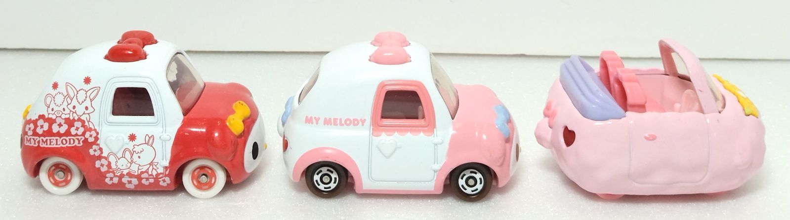 トミカ サンリオ ミニカー 6台セット ハローキティ / マイメロディ