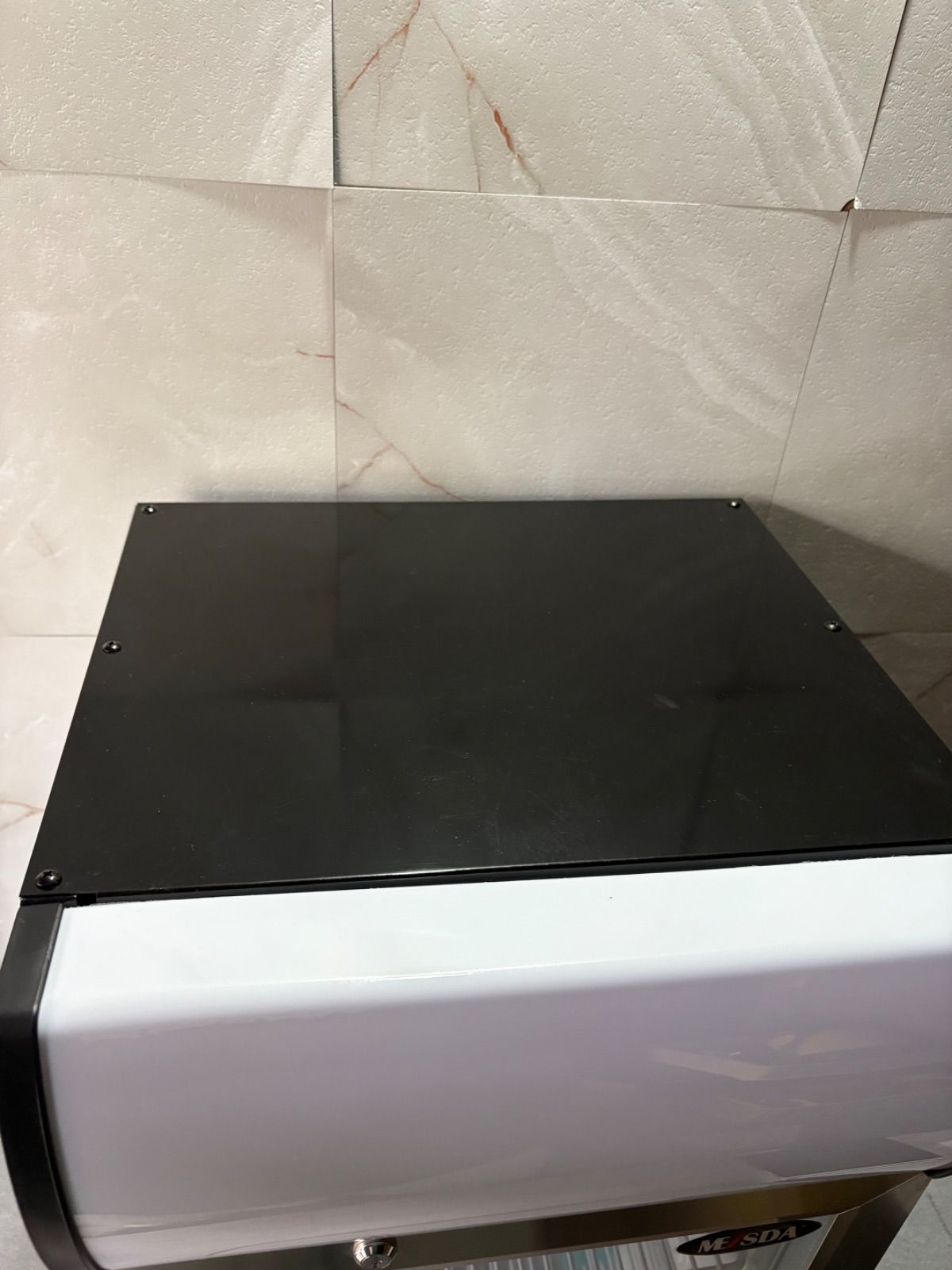 ③ ジャパンメイセイダ ディスプレイクーラー/ ショーケース冷蔵庫