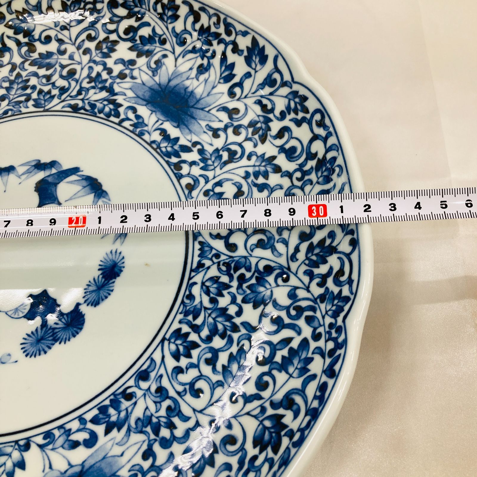 A【31cm大皿】古伊万里 唐草模様 龍峰窯 箱付き 松竹梅 - メルカリ