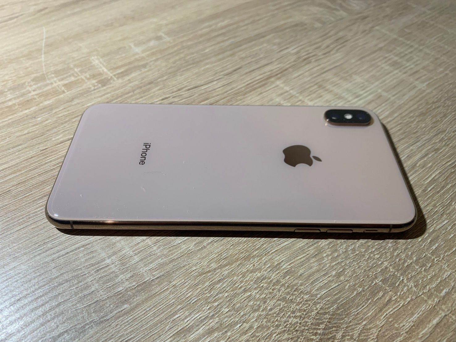 8452 iPhone XS MAX 256GB ゴールド - メルカリ