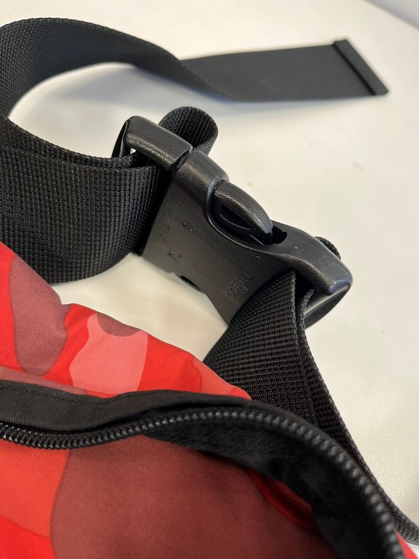 ア ベイシング エイプ A BATHING APE 90s 90's 初期 RED CAMO