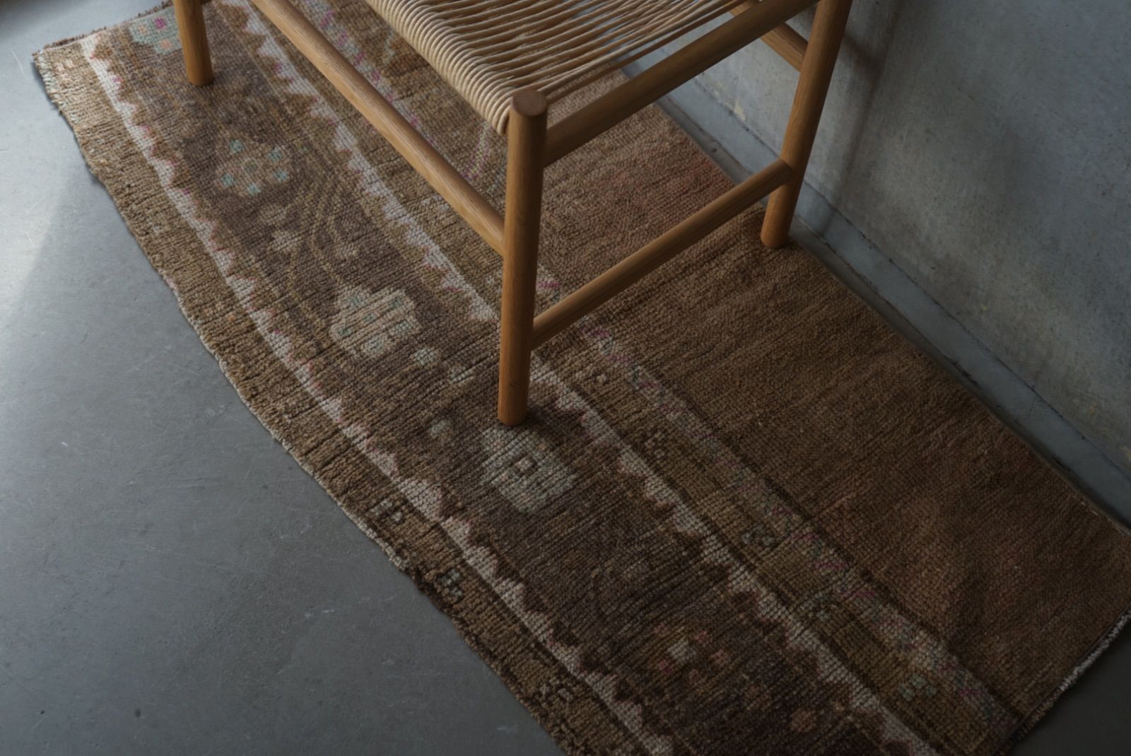 ヴィンテージラグ トルコ ウシャク ベージュ ブラウン 121 × 60 cm No