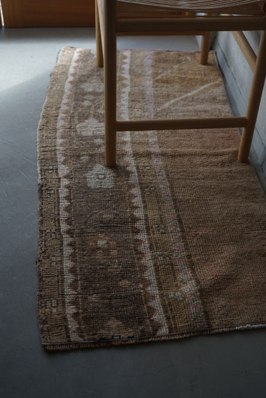 ヴィンテージラグ トルコ ウシャク ベージュ ブラウン 121 × 60 cm No