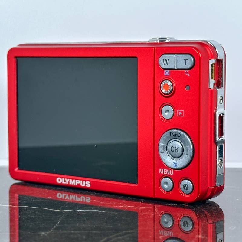 Olympus VG-120 レッド コンパクトデジタルカメラ 1400万画素 光学5倍