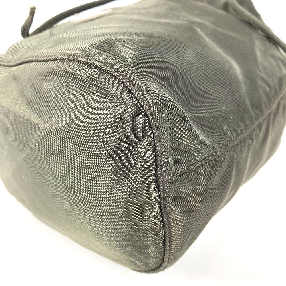 PRADA プラダ ポーチ トライアングルロゴ 三角ロゴ プレート ナイロン