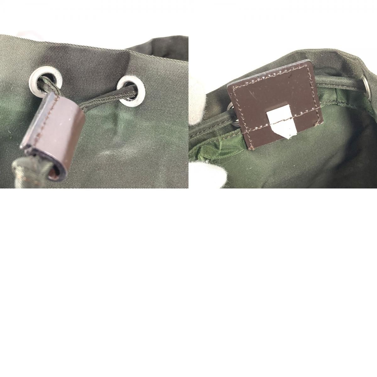 PRADA プラダ ポーチ トライアングルロゴ 三角ロゴ プレート ナイロン