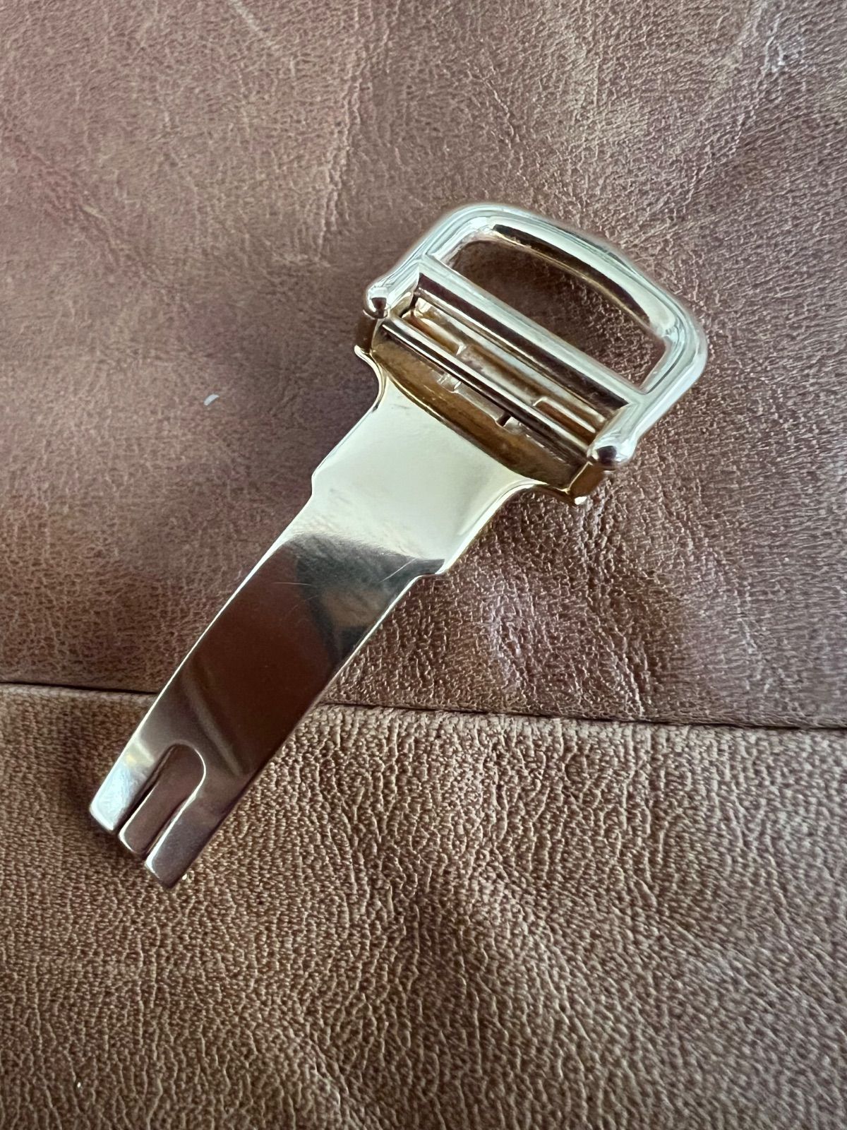 カルティエ 純正☆Dバックル☆ゴールド色☆14mm☆ - メルカリ