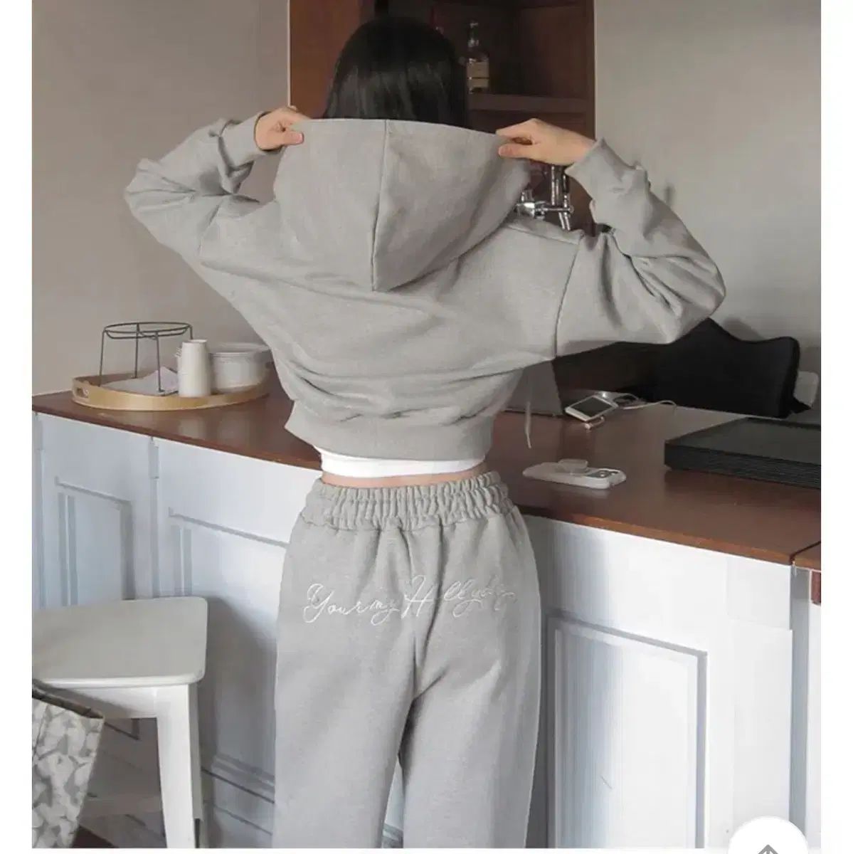 春の新作トレーナーウェア セット (新品) - メルカリ