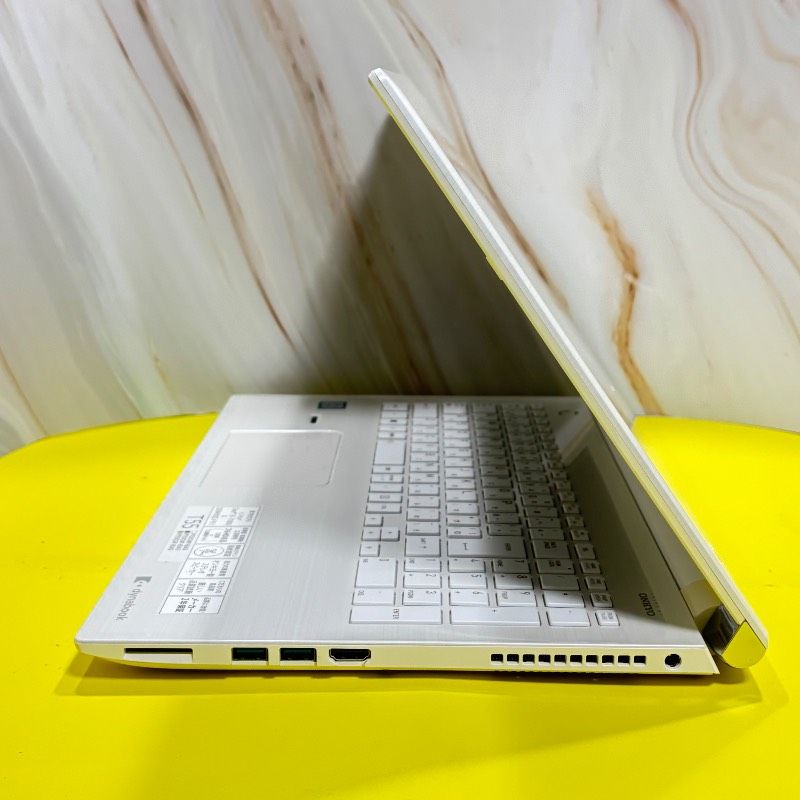 美品【7世代】Core i3ノートパソコン✨SSD爆速✨ windows11✨オフィス