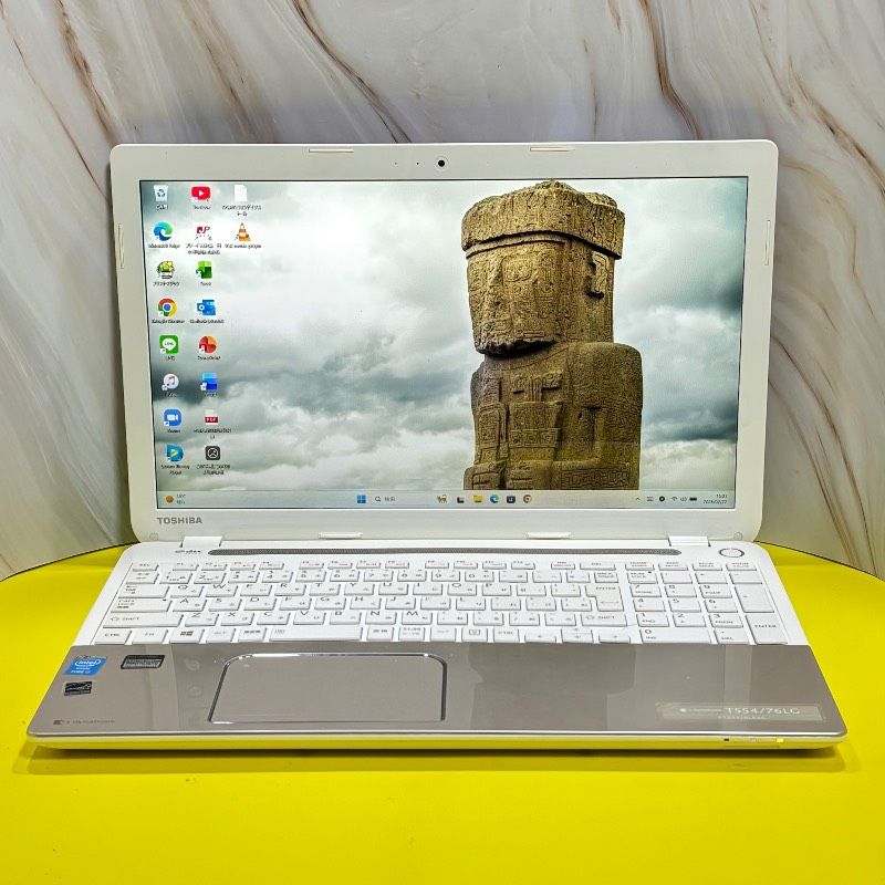 爆速Core i7☆美品☆dynabookノートパソコン☆メモリ8GB 新品SSD