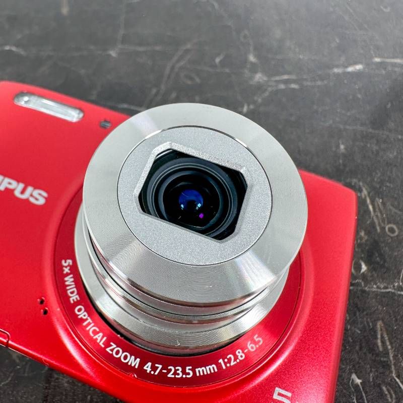 美品】Olympus Stylus VG-180 レッド コンパクトデジタルカメラ 1600万