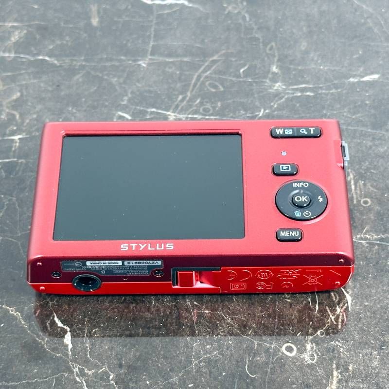 美品】Olympus Stylus VG-180 レッド コンパクトデジタルカメラ 1600万