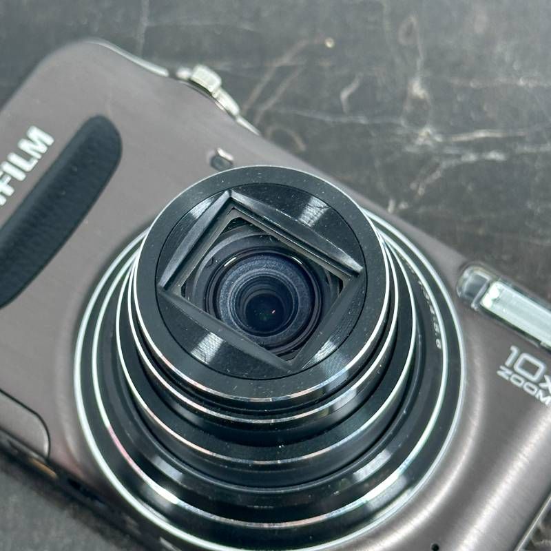 美品】FUJIFILM FinePix T300 ガンメタリック コンパクトデジタル
