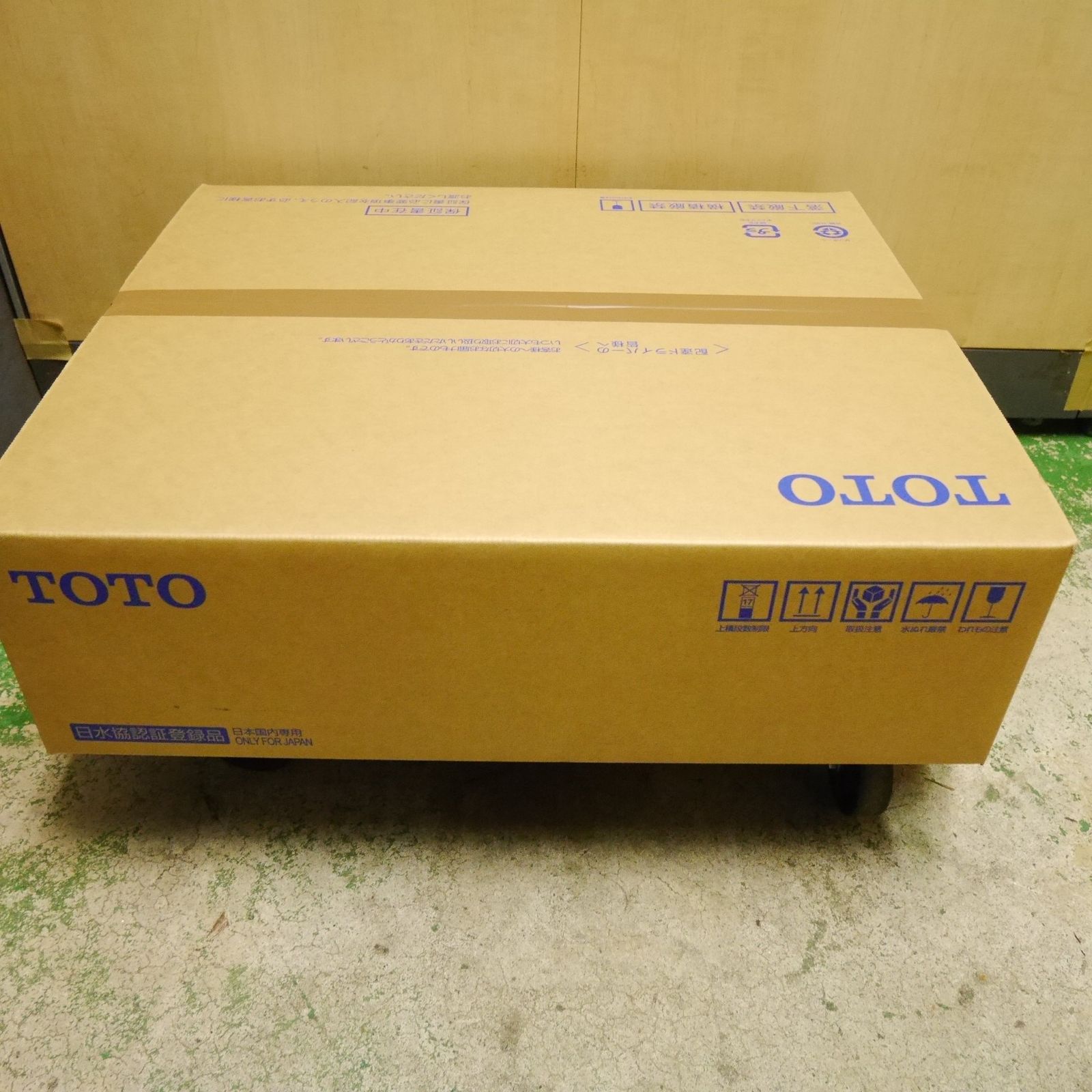 送料無料] 未使用☆TOTO ウォシュレット SS1 TCF6624 #NW1 シート