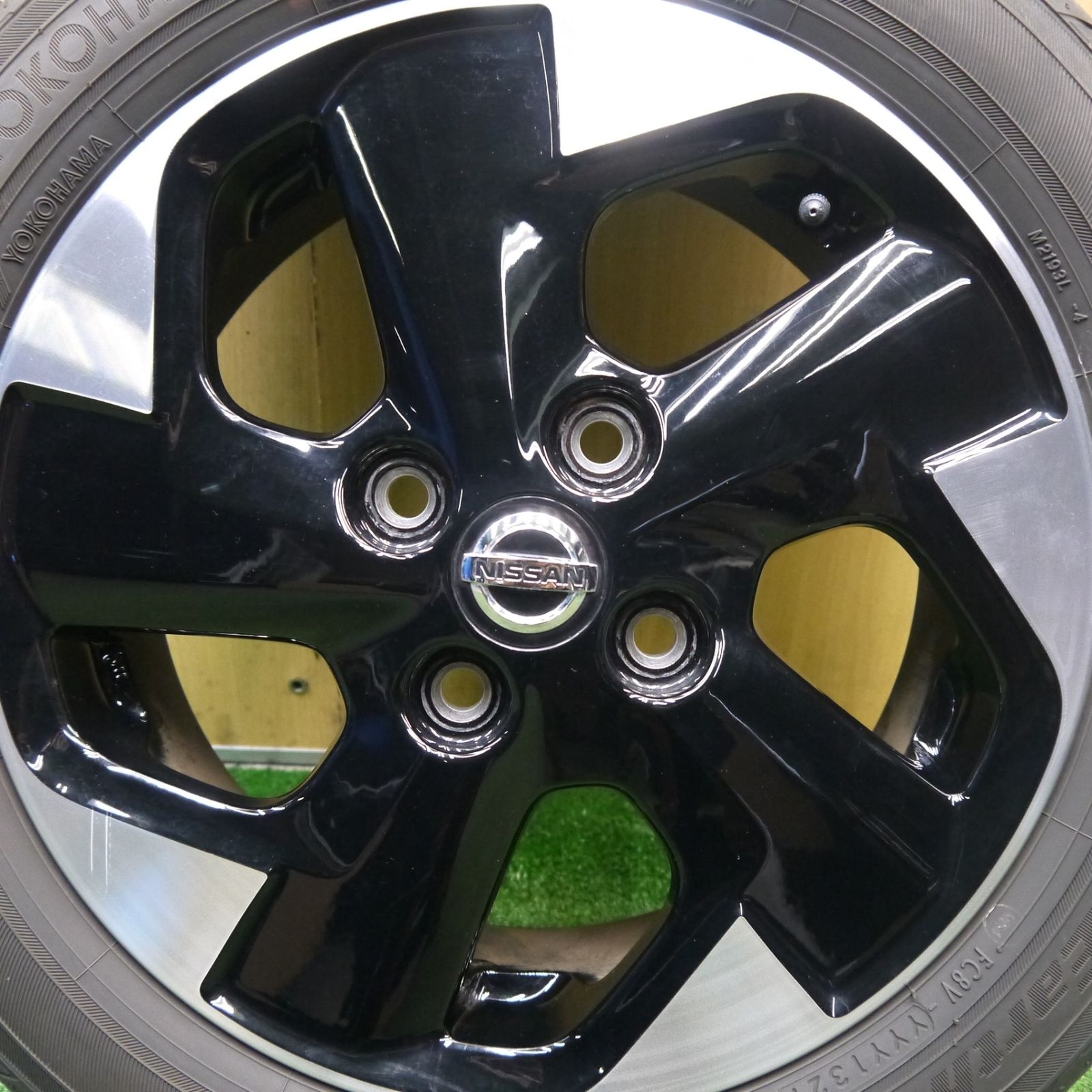 キレイ！1本☆日産 デイズ ルークス 純正 155/65R14 ヨコハマ BluEarth 