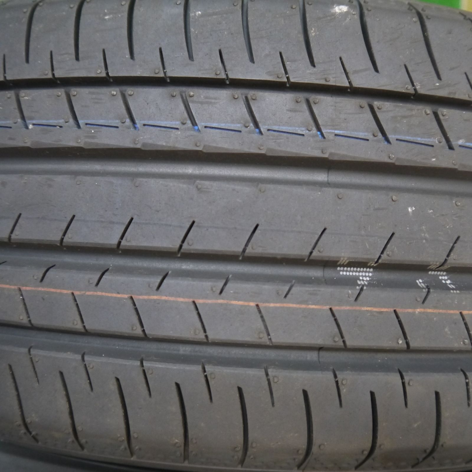 新車外し！25年☆195/50R19 ヨコハマ BluEarth-GT AE51 AE51J ブルー