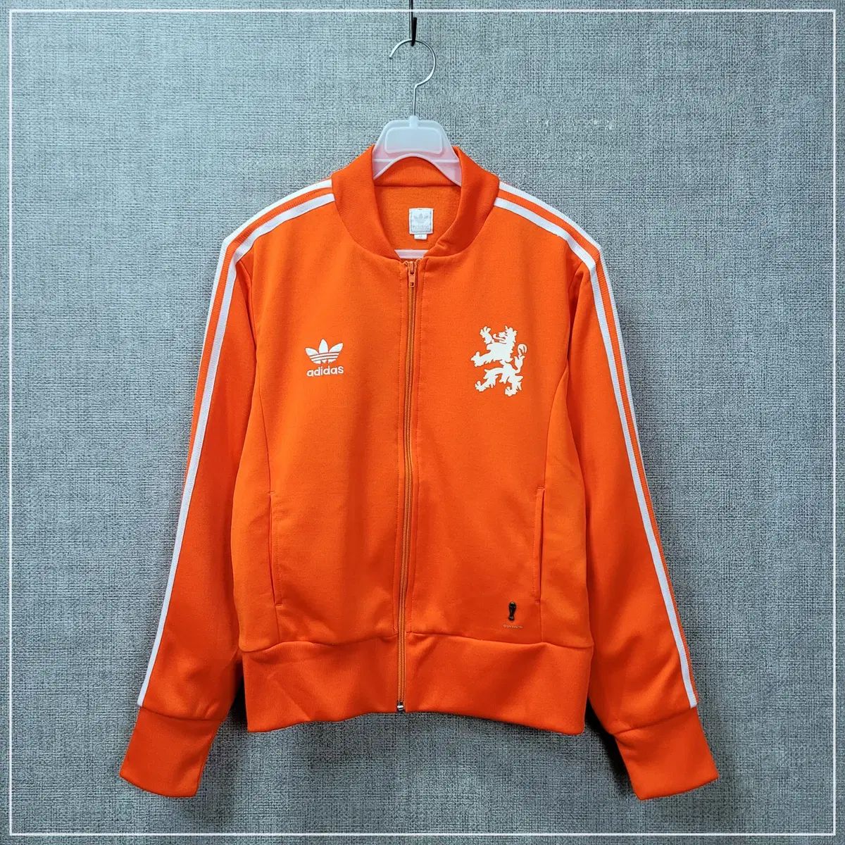 8 アディダス オランダ トラックジャージ オレンジ レディース Mサイズ