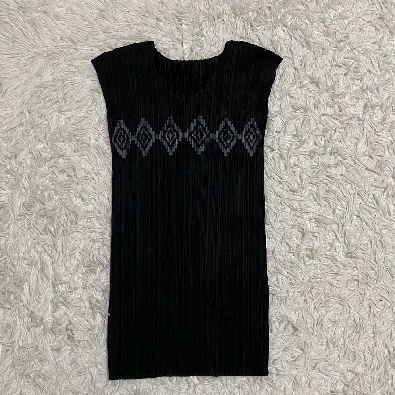 ISSEY MIYAKE プリーツプリーズ ノースリーブ ワンピースチュニック