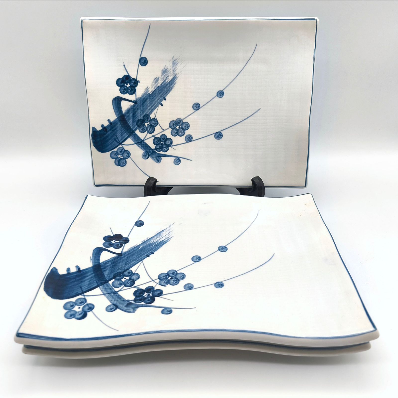 角皿・大皿・梅・手描き・染付・3枚セット・No.260219-05・梱包サイズ