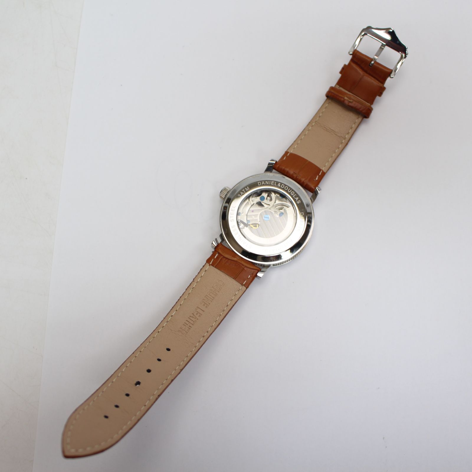 スケルトン DD8806