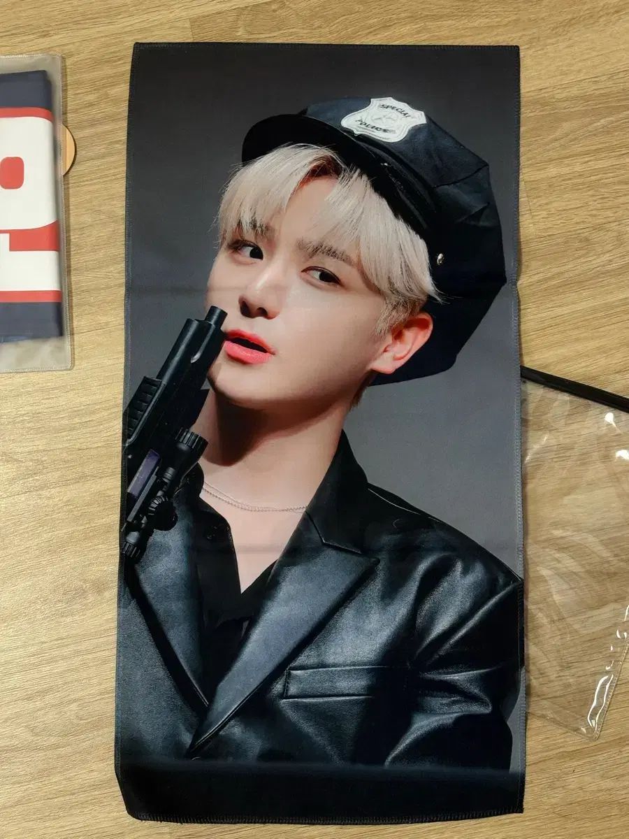 THE BOYZ ヒョンジェ イジェヒョン スローガン love present - メルカリ