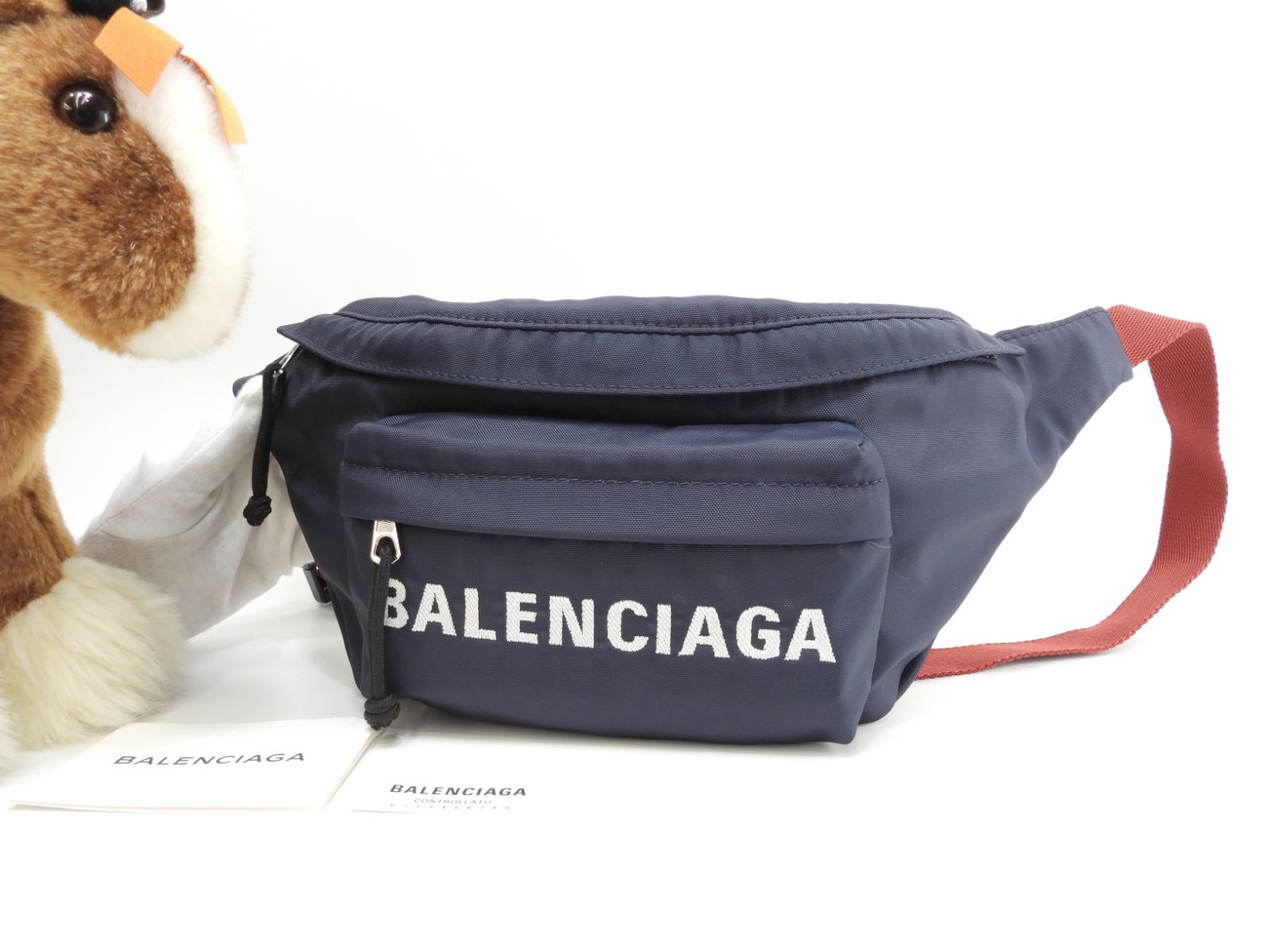 バレンシアガ ベルトバッグ エブリデイ ナイロン紺赤 クロスボディ