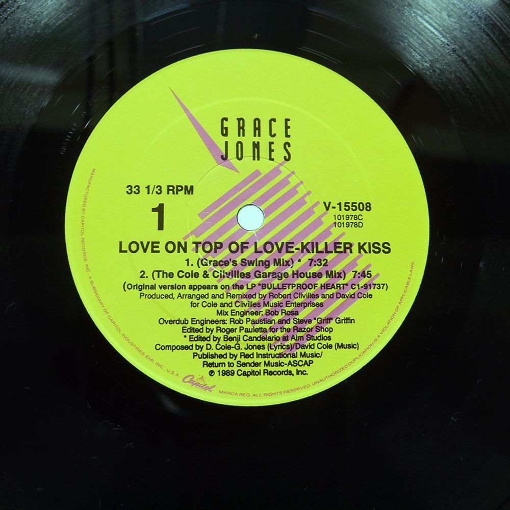 US盤 GRACE JONES/LOVE ON TOP OF LOVE (KILLER KISS)/CAPITOL V15508