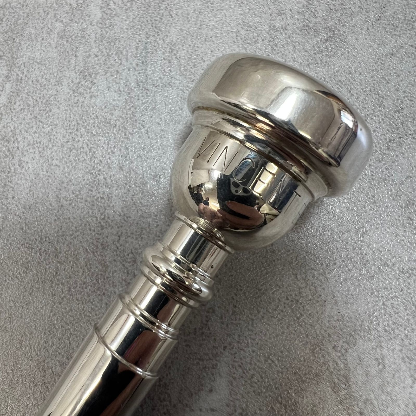 【美品】Bach バック トランペット マウスピース 5C 銀メッキ仕上げ Bach バック トランペット マウスピース 5C 銀メッキ仕上げ : 三木楽器
