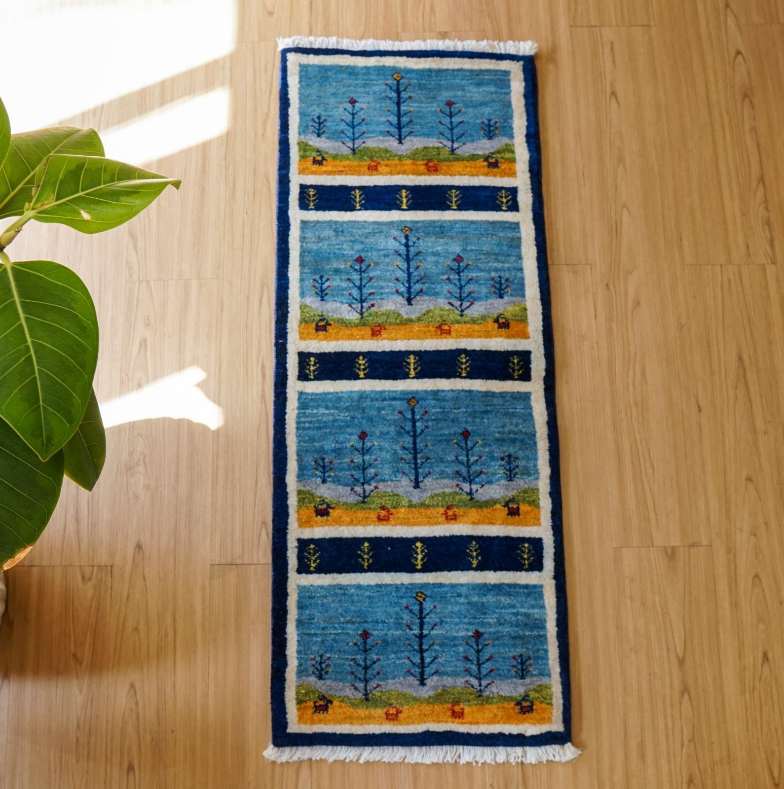 ペルシャ絨毯 カシュクリギャッベ リズバフト ギャベ 114×44cm - メルカリ