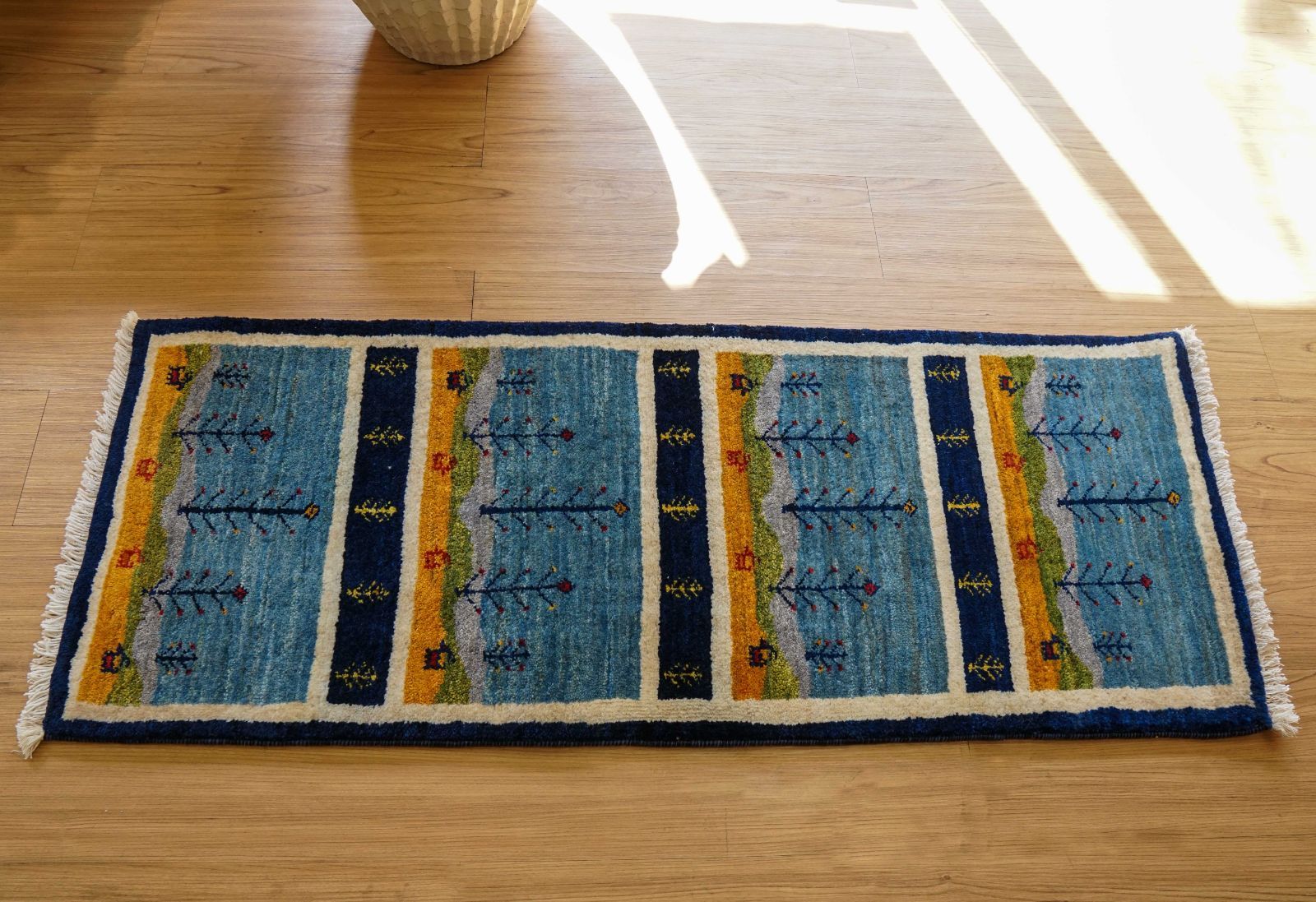 ペルシャ絨毯 カシュクリギャッベ リズバフト ギャベ 114×44cm - メルカリ