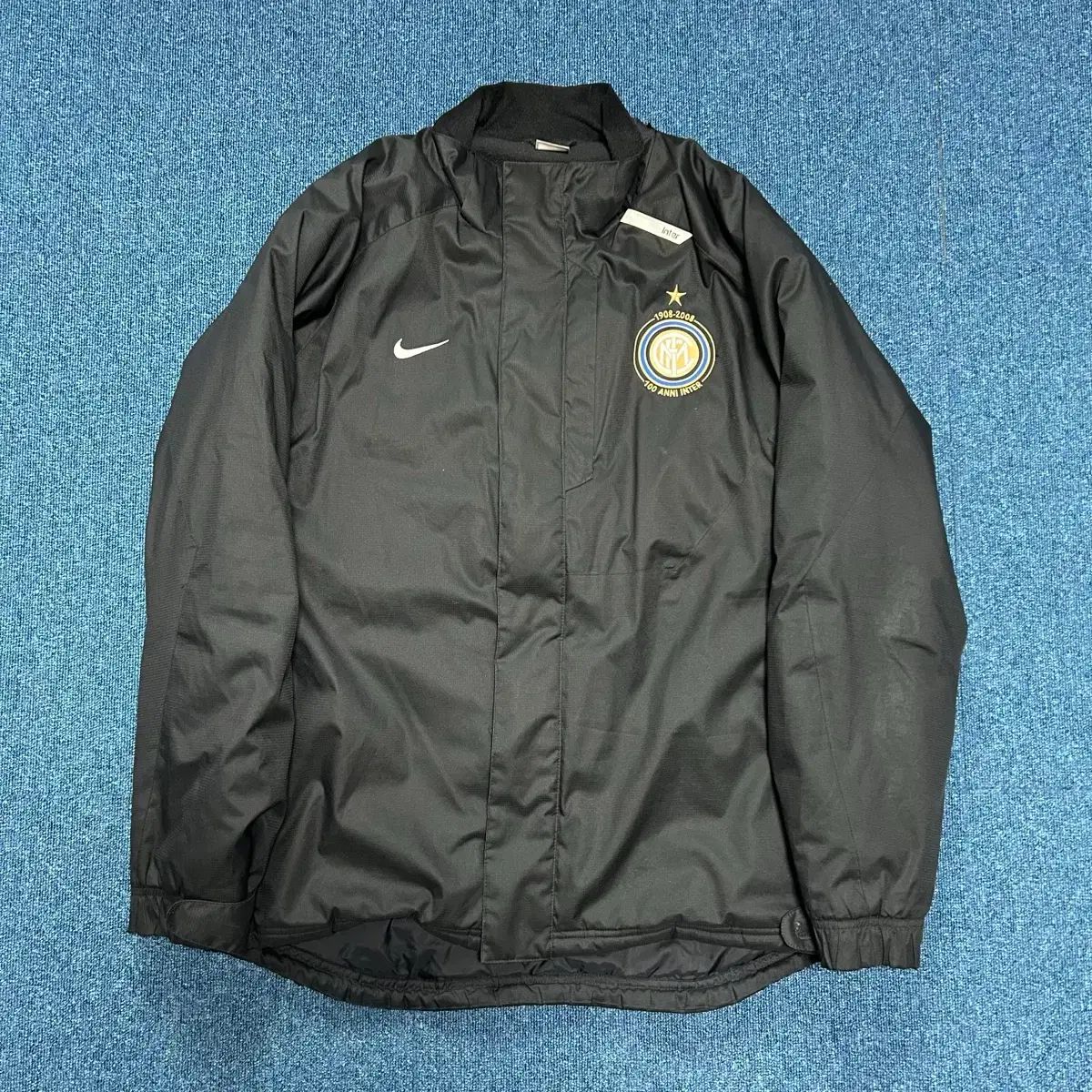 ナイキ インテルミラン アウターM - メルカリ