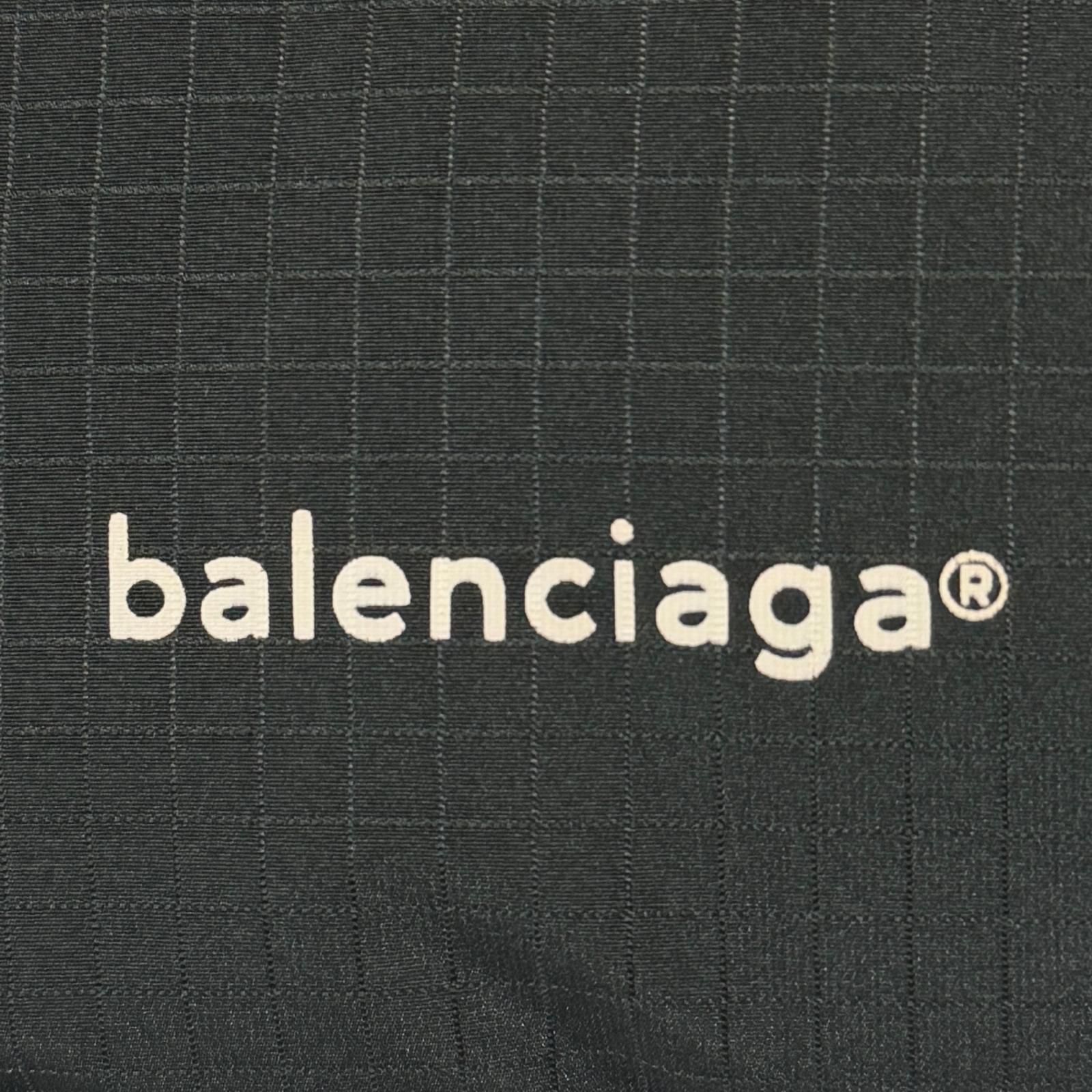 BALENCIAGA Cシェイプダウンジャケット ダウンジャケット バレンシアガ